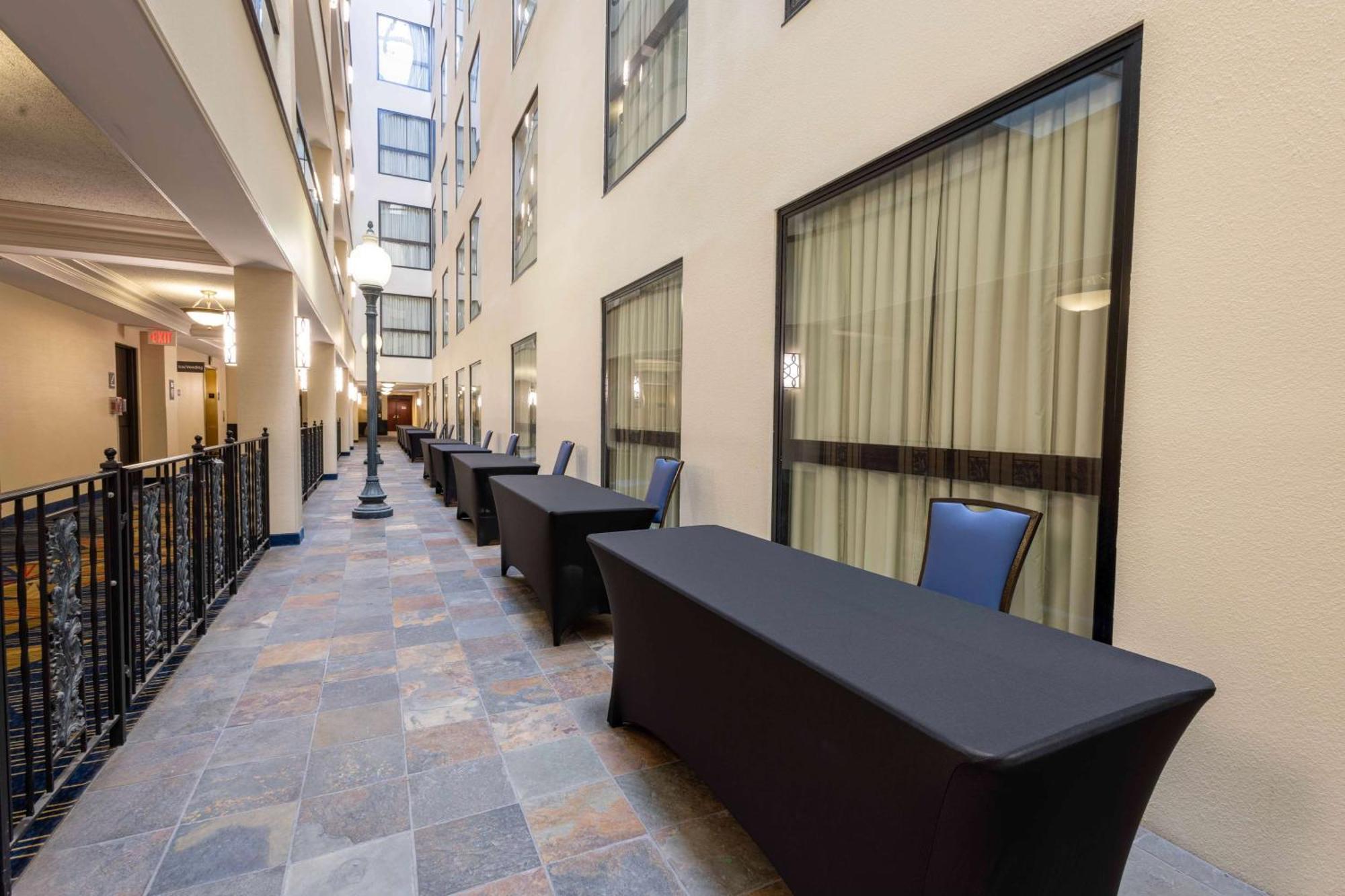 Drury Plaza St. Louis At The Arch Hotel Exterior foto