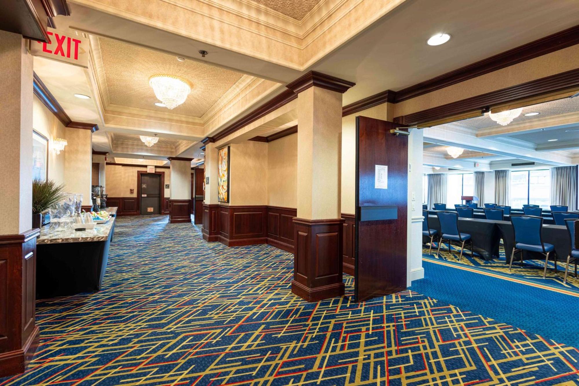 Drury Plaza St. Louis At The Arch Hotel Exterior foto